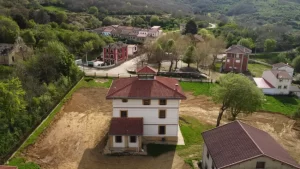 Casa de la Dirección de Vallejo de Orbó