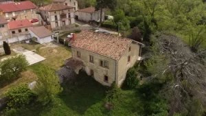 Casa del Cura de Vallejo de Orbó