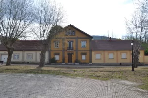 Escuelas masculinas de Vallejo de Orbó