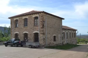 Casa del Pueblo de Vallejo de Orbó