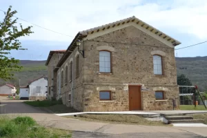 Casa del Pueblo de Vallejo de Orbó